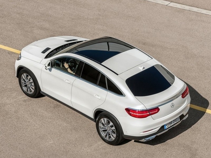 Mercedes Benz GLE Coupe Exterior White Top back