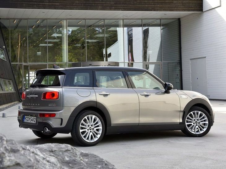 Mini Clubman Grey Exterior Back