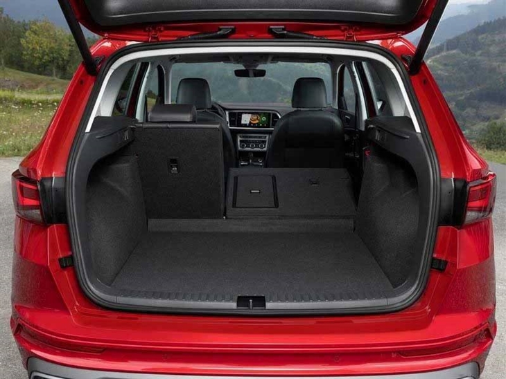 Seat ateca deals boot divider