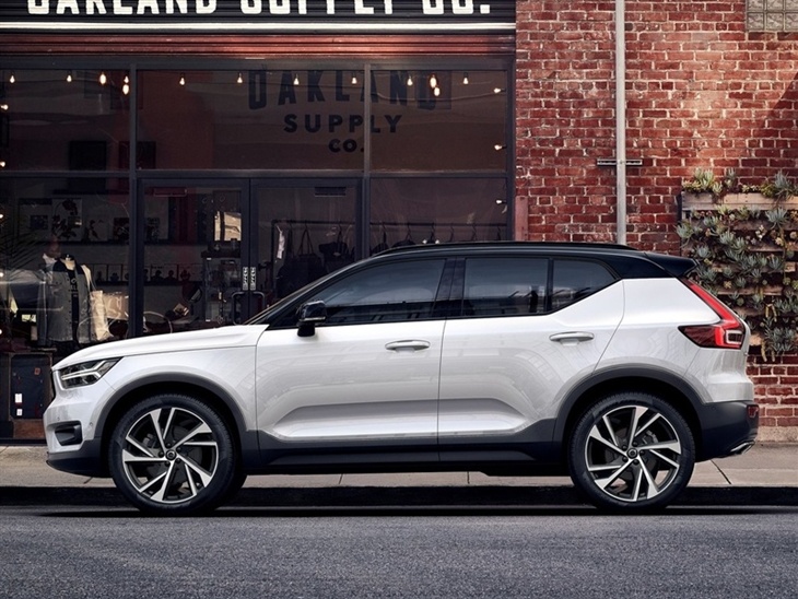 Volvo XC40 2.0 B4P Ultra Bright Auto