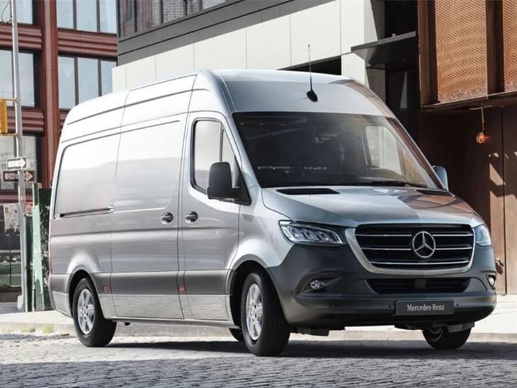 Mercedes-Benz Sprinter 315CDI L3 RWD 3.5t Progressive Crew Cab