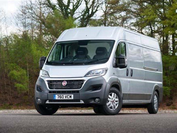 Fiat Ducato 33 MWB 2.2 Multijet High Roof 120