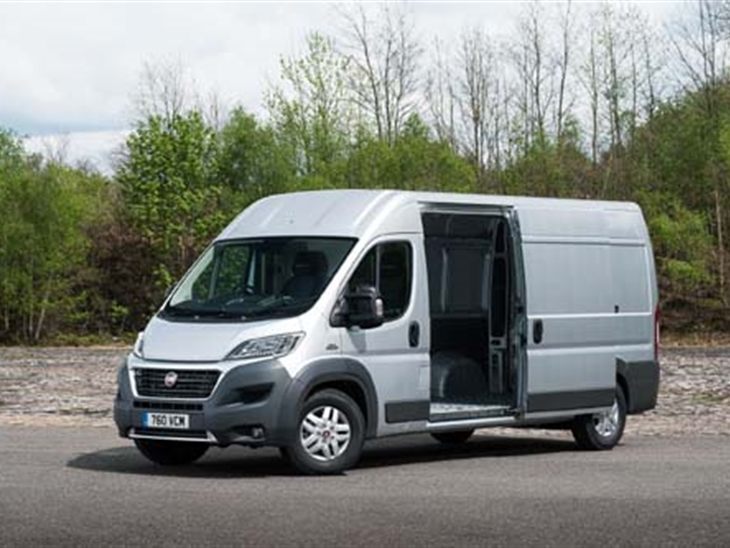 Fiat Ducato 33 MWB 2.2 Multijet High Roof 120