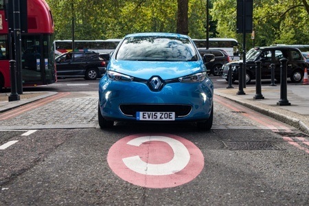 Renault ZOE on the road with no Congestion Charge
