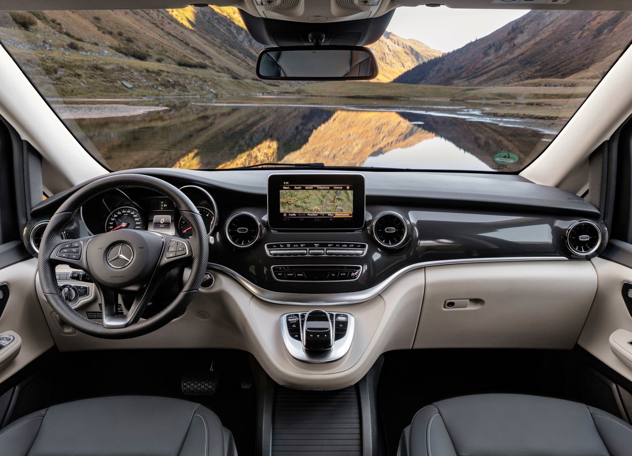 Mercedes-Benz V-Class interior