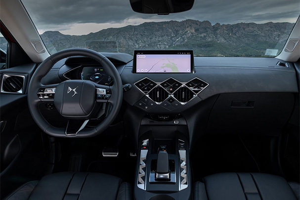 DS DS3 Electric interior