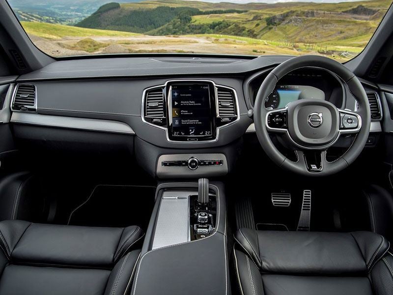 Volvo XC90 interior