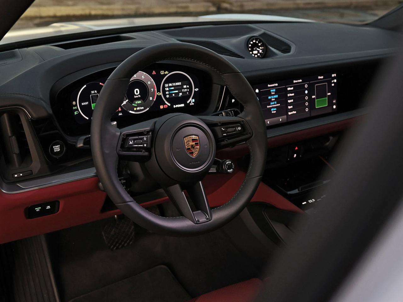 Porsche Cayenne Coupe Interior