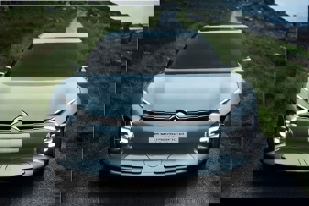 Citroen CEXPERIENCE front view