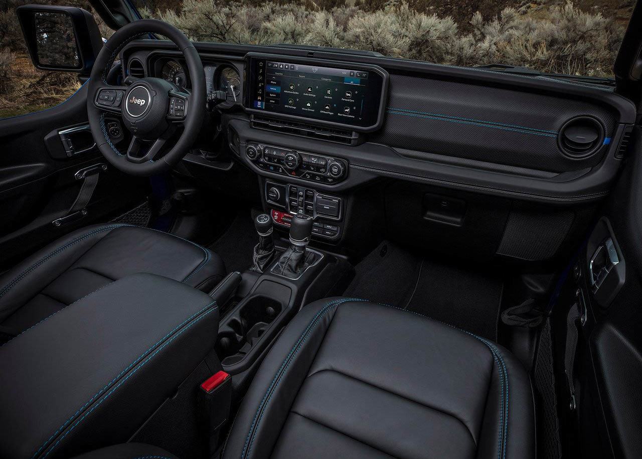 Jeep Wrangler Hard Top interior