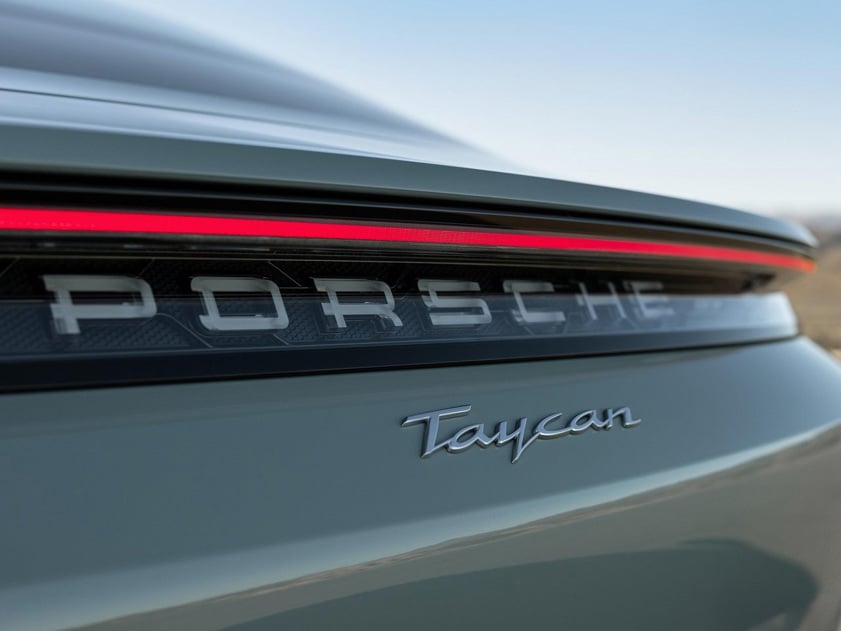 Porsche-Taycan rear