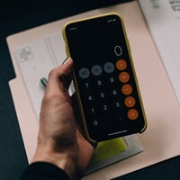 black android smartphone