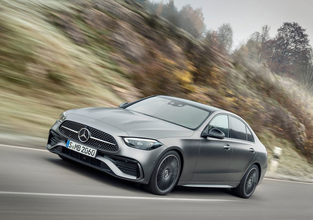 Mercedes-Benz C-Class Saloon exterior