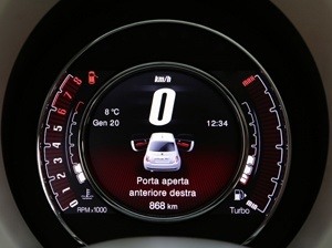 The innovative new 7” TFT digital instrument display in the Fiat 500 displays a whole dashboard of information - and so much more.