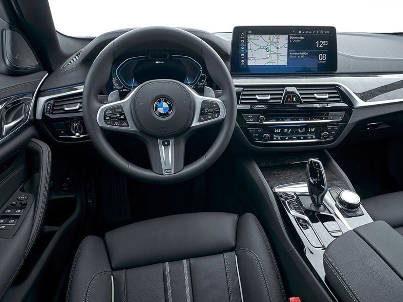 bmw-5-series-saloon-interior