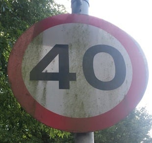 40mph speed limit sign