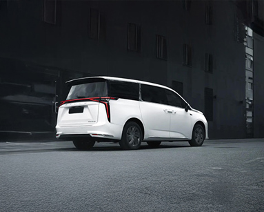 Maxus Mifa 9 people carrier