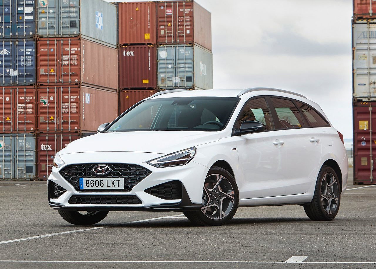 Hyundai i30 Tourer exterior