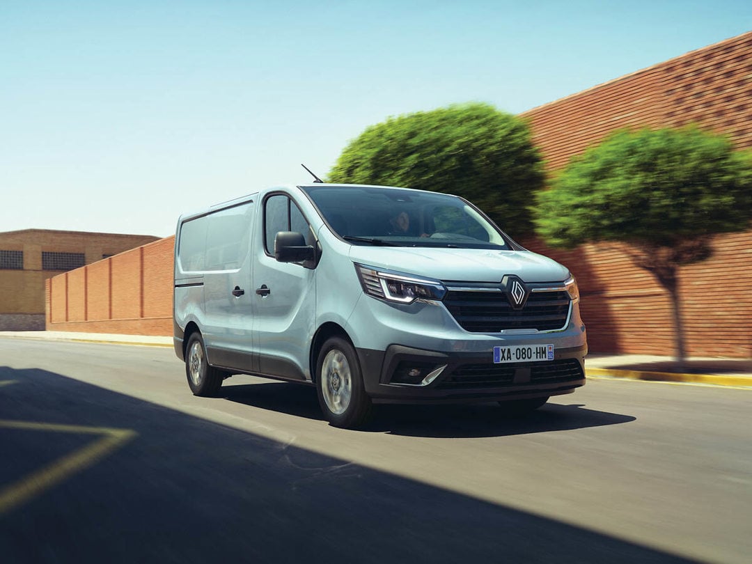 Renault Trafic E-Tech exterior