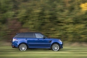 Range Rover Sport TVR on grass