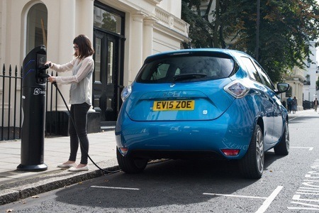 Renault ZOE being charged at a chargepoint