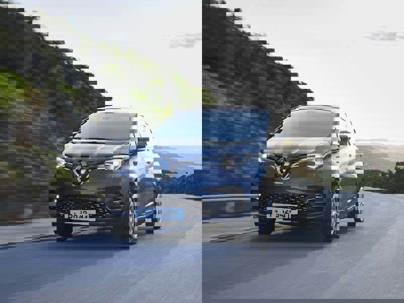 Renault Zoe on a mountain road