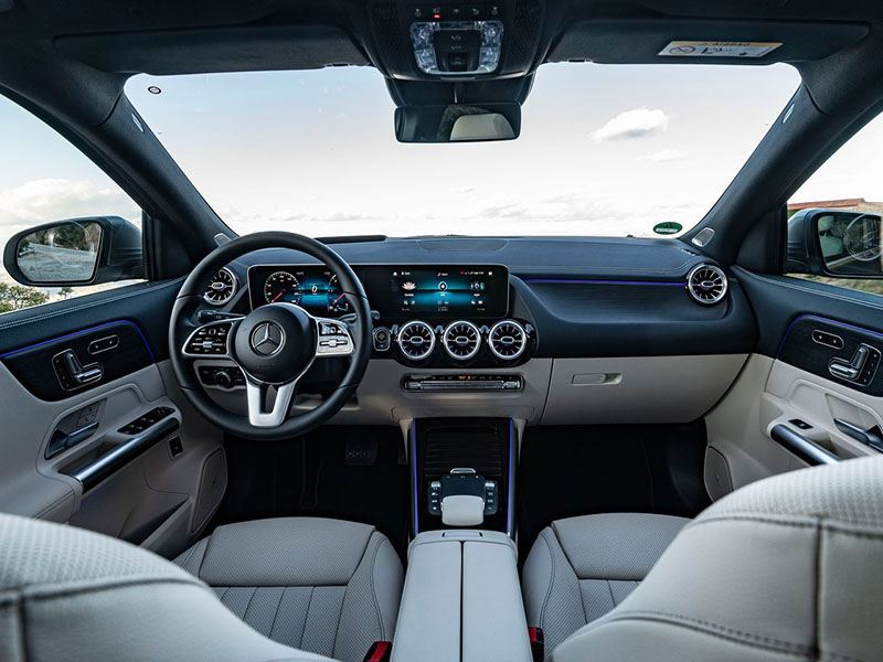 Mercedes-Benz GLA interior
