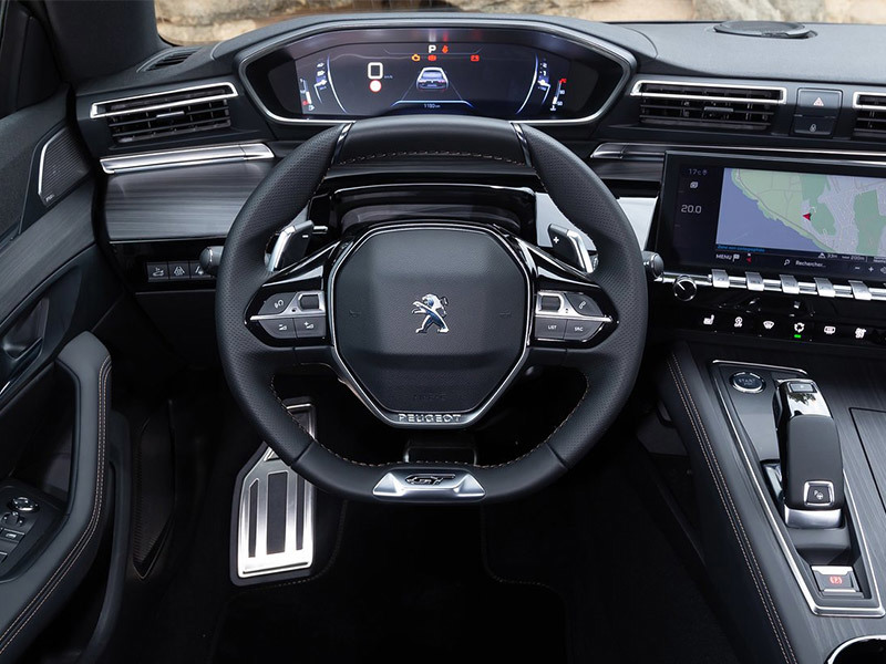 Peugeot 508 SW interior