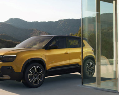 Jeep electric and hybrid hero image