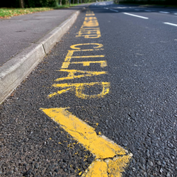 school zigzag parking lines