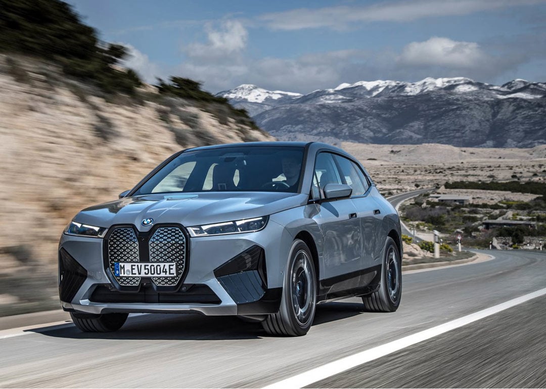 BMW iX exterior