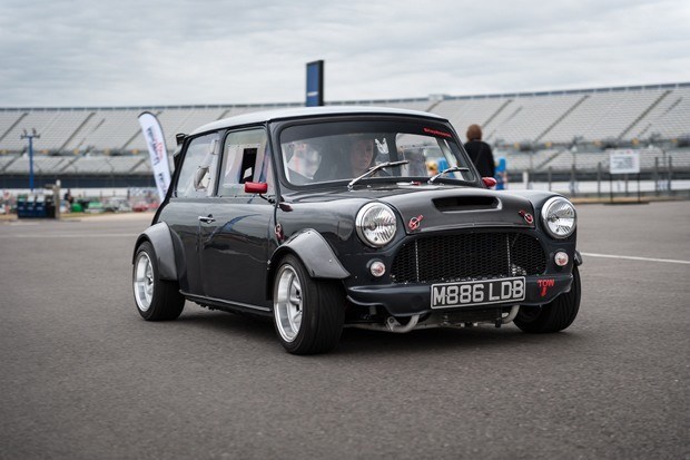 Classic Mini Cooper Driving Experiences - Nationwide Venues