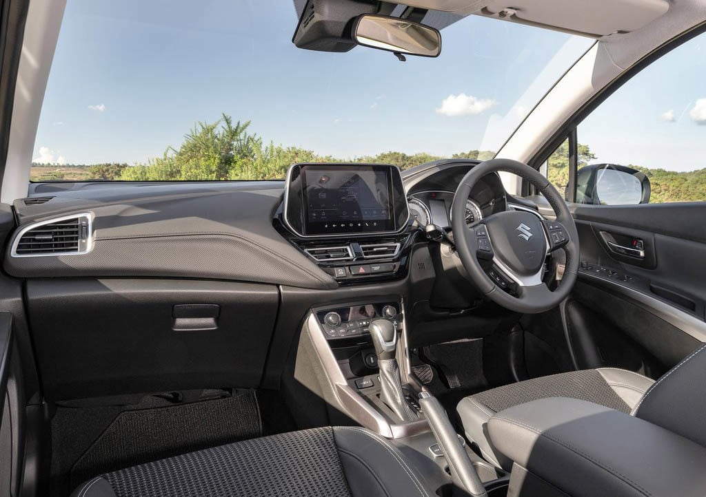 Suzuki S-Cross interior