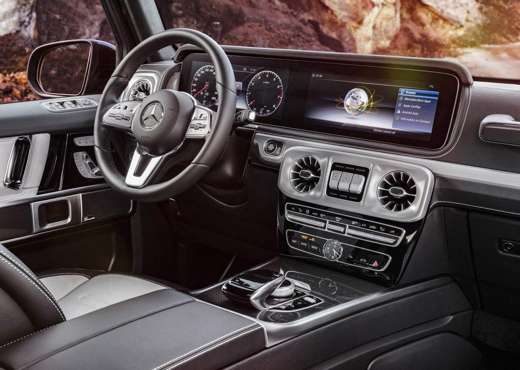 Mercedes-Benz G-Class interior
