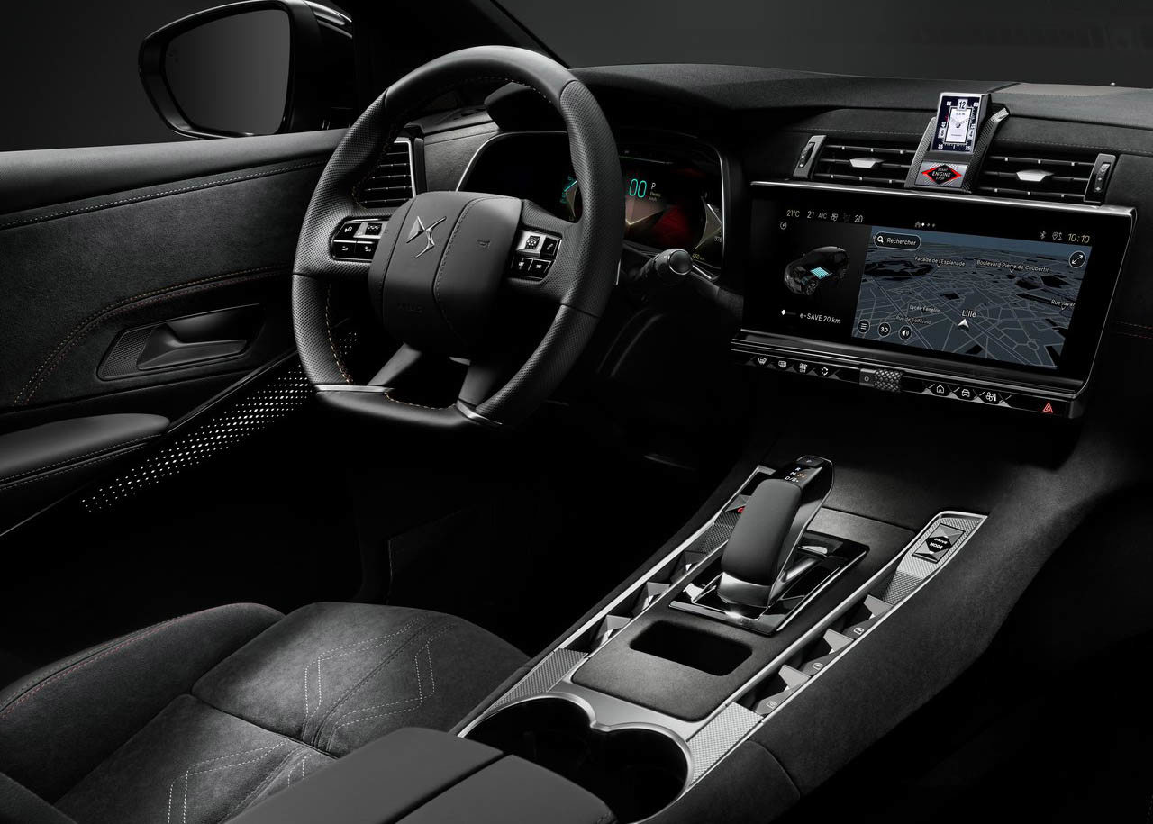 DS7 interior