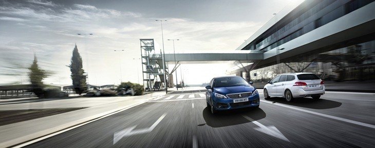 The new Peugeot 308 SW on the road