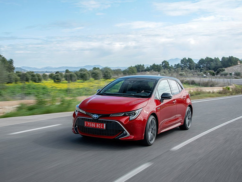 Toyota Corolla Hatchback driving