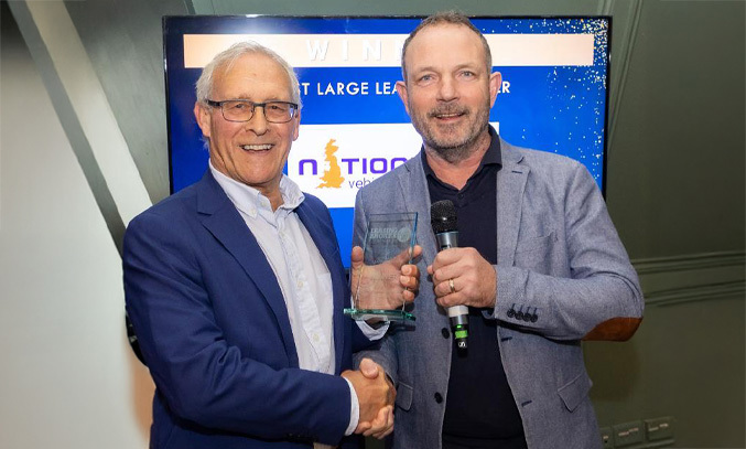 Keith Hawes accepting LBF award