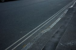 double white lines