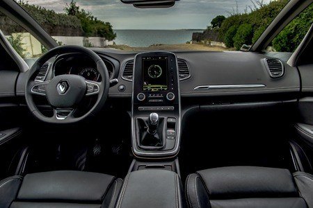 The all-new Renault Scenic 2016 dashboard
