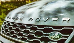 Range Rover front grille with Land Rover badge