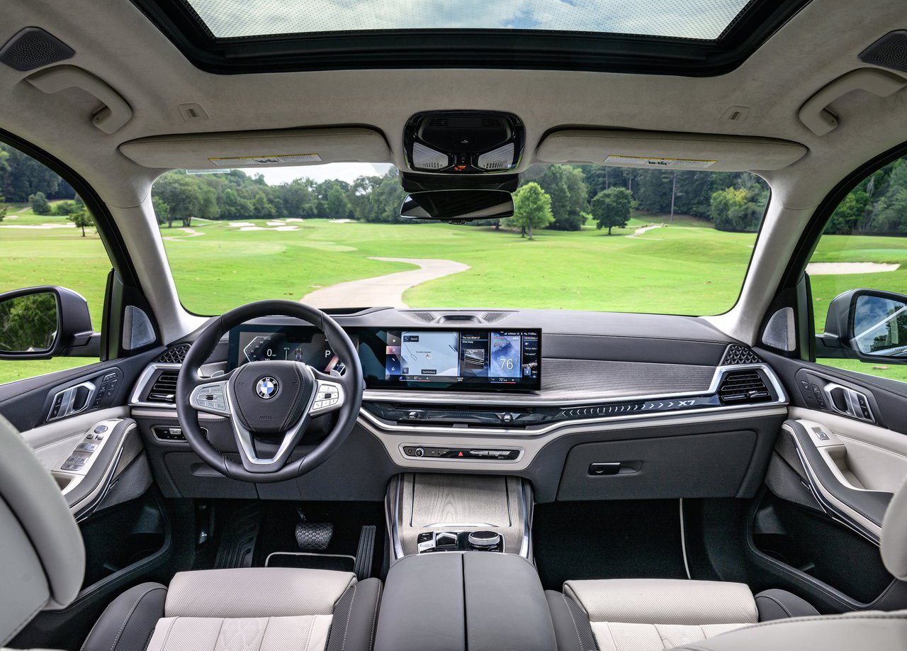 bmw-x7-2023-interior