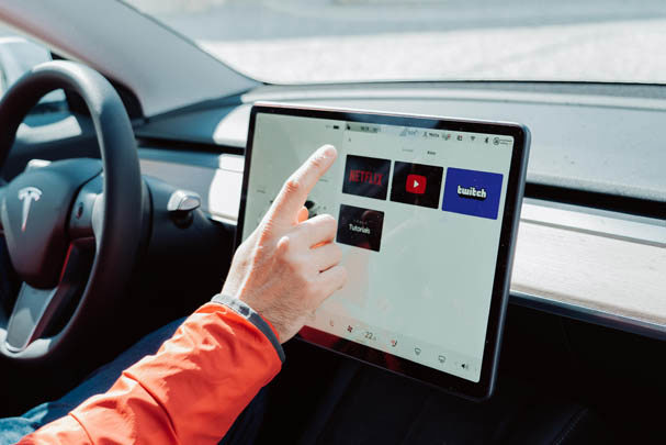 Top 10 Coolest Features You Can Get with a Lease