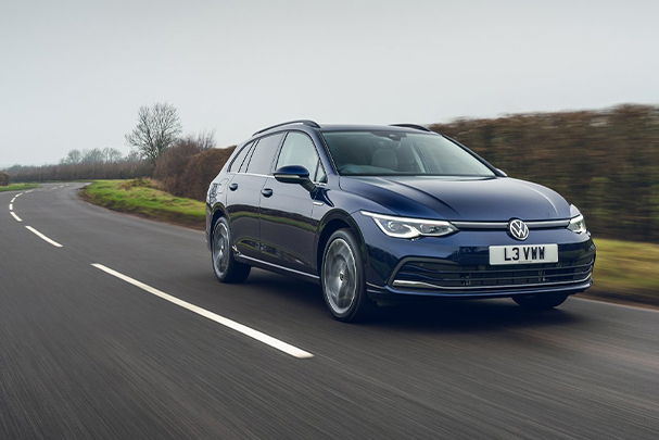 Volkswagen Golf Estate exterior