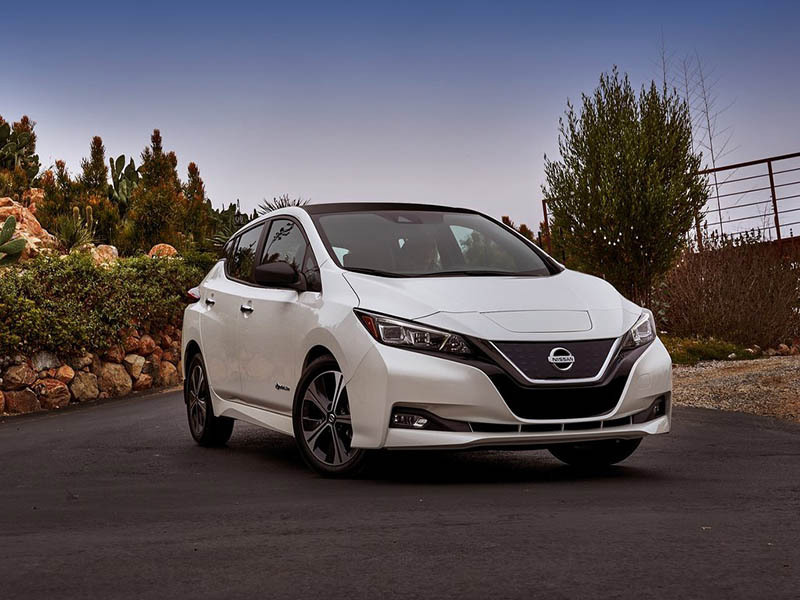 exterior of a while nissan leaf