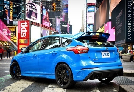 The rear view of the All-new Ford Focus RS