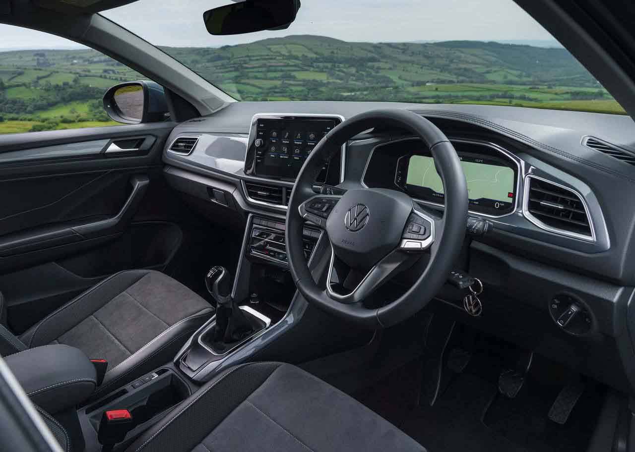 Volkswagen T-Roc Hatchback interior