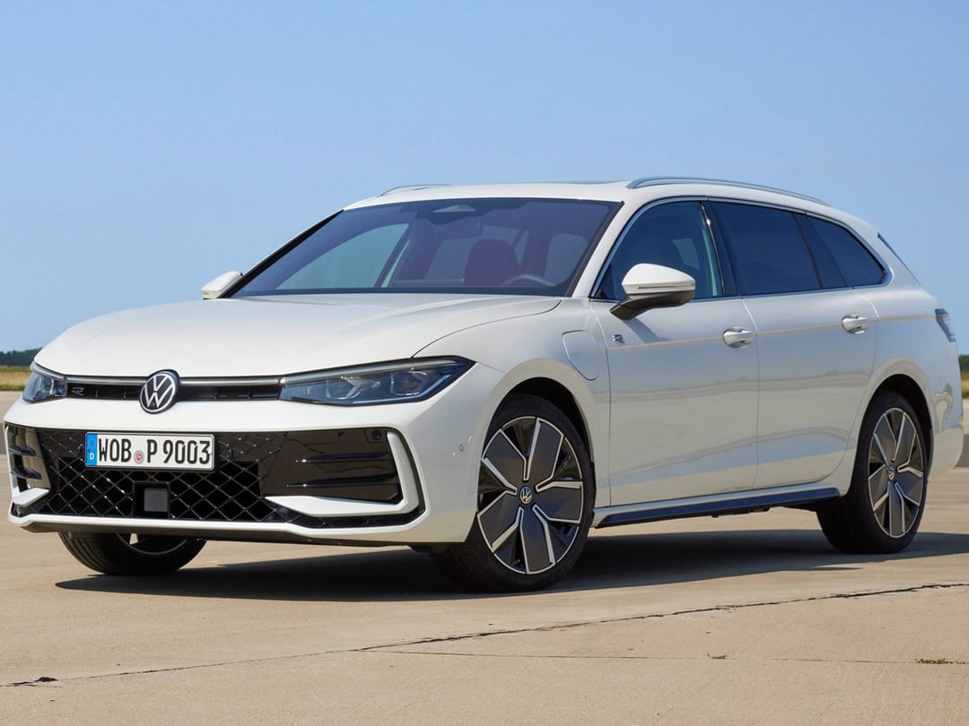 Volkswagen Passat Estate Exterior