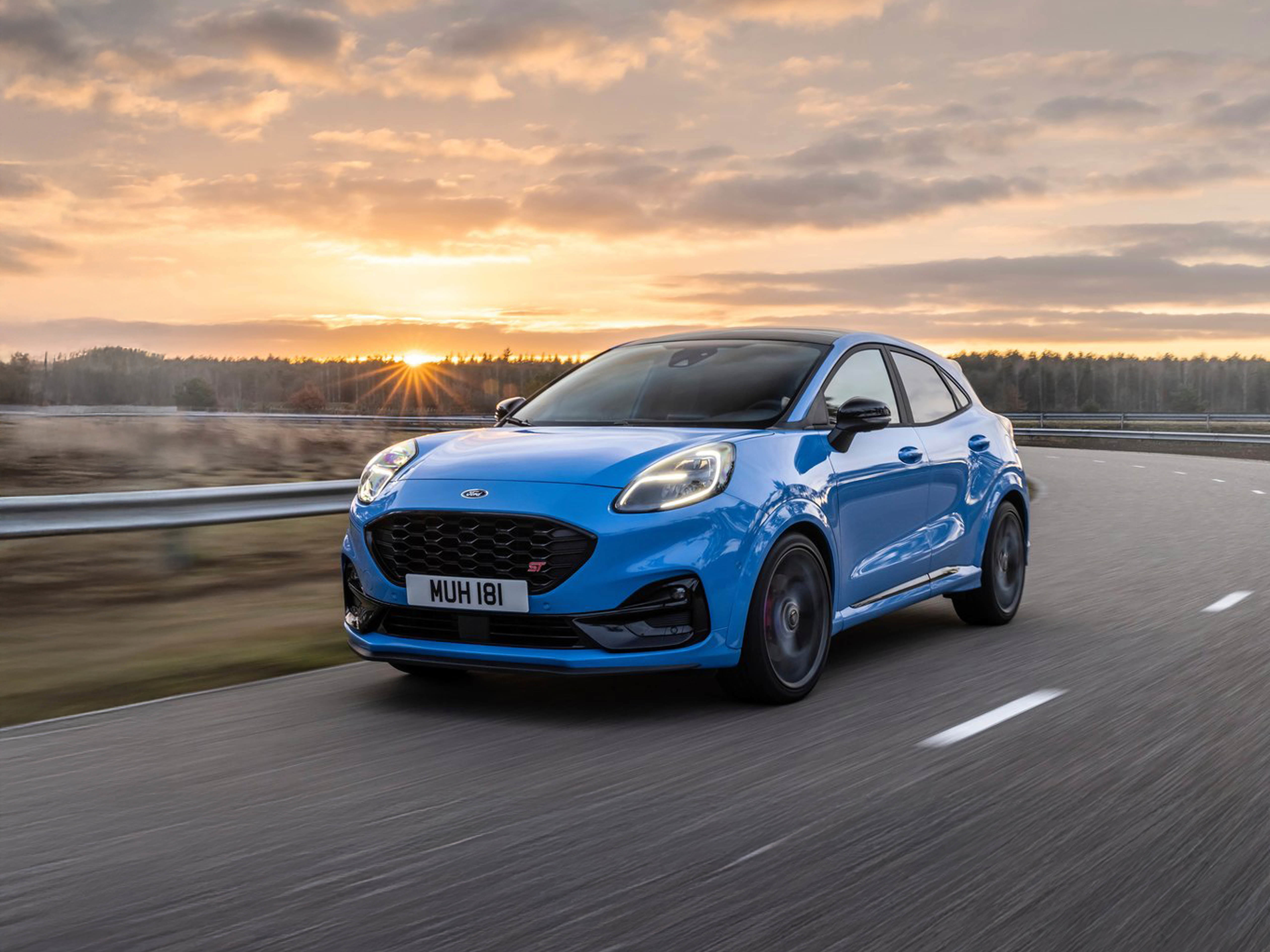 Hatchback Leasing Ford Puma Hybrid Ford Puma EcoBoost Hybrid ST