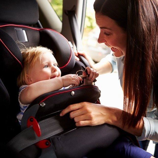 Choosing the right car seat for your child to stay in UK law